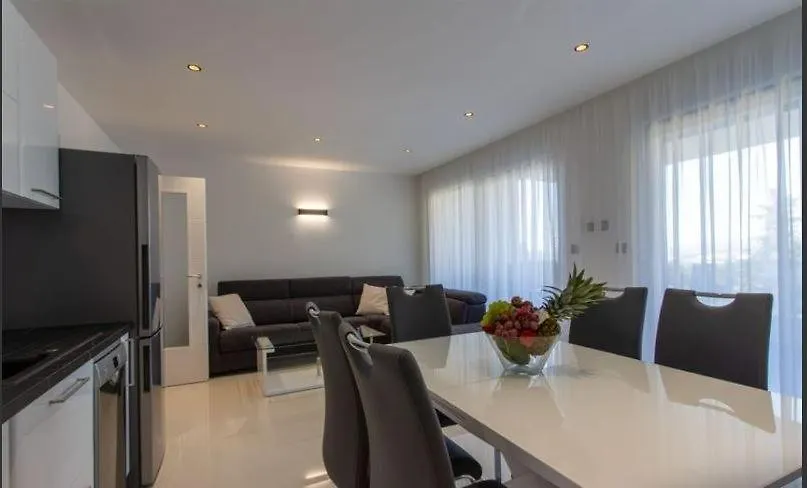 Apartman Magdalena Trogir Apartment 0*,